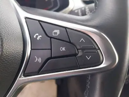 Photo 30 Renault Captur  mild hybrid 140