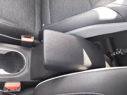 Photo 40 Renault Captur  mild hybrid 140