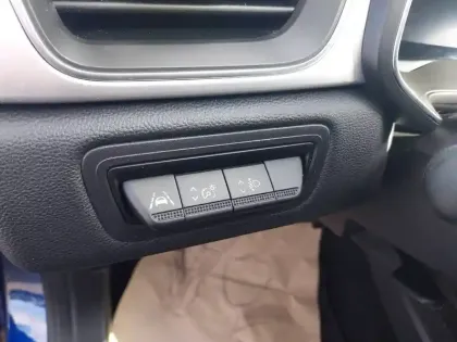 Photo 112 Renault Captur  mild hybrid 140