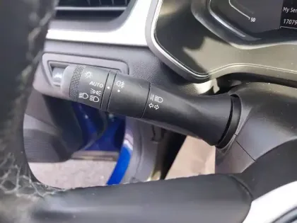 Photo 32 Renault Captur  mild hybrid 140