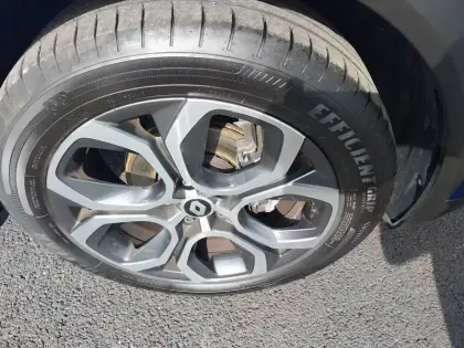 Photo 14 Renault Captur  mild hybrid 140