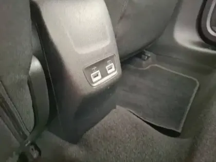 Photo 17 Peugeot 208  PureTech 100 S&S BVM6