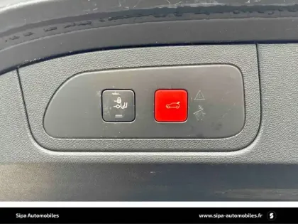 Photo 32 DS DS 7 DS7 Crossback BlueHDi 180 EAT8