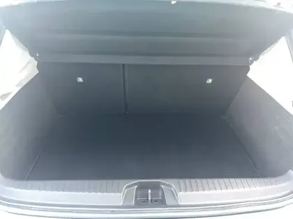 Photo 44 Renault Clio Gén. V (BJA) Ph1 NG Equilibre 5