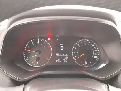 Photo 7 Renault Clio Gén. V (BJA) Ph1 NG Equilibre 5