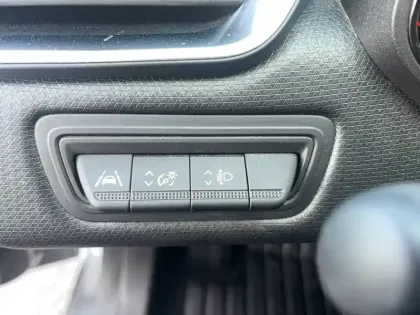 Photo 49 Renault Clio Gén. V (BJA) Ph1 NG Equilibre 5