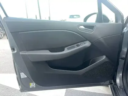 Photo 48 Renault Clio Gén. V (BJA) Ph1 NG Equilibre 5