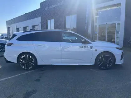 Photo 17 Peugeot 308  SW Hybrid 145 e-DCS6