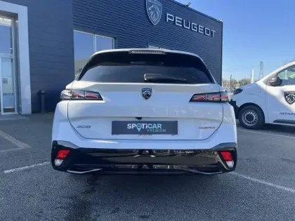 Photo 41 Peugeot 308  SW Hybrid 145 e-DCS6