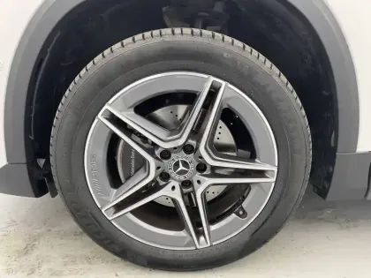 Photo 17 Mercedes GLA  250 e 8G-DCT