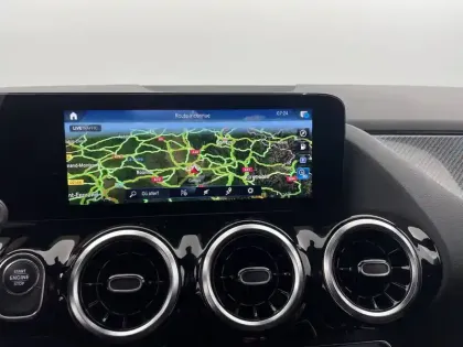 Photo 84 Mercedes GLA  250 e 8G-DCT