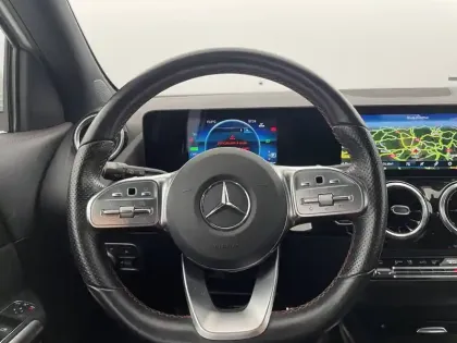 Photo 22 Mercedes GLA  250 e 8G-DCT