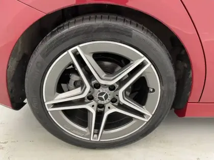 Photo 86 Mercedes Classe B  180 7G-DCT