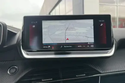 Photo 15 Peugeot 208  PureTech 100 S&S BVM6