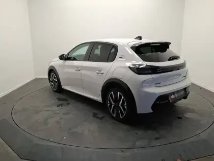 Photo 41 Peugeot 208  Hybrid 110 e-DCS6