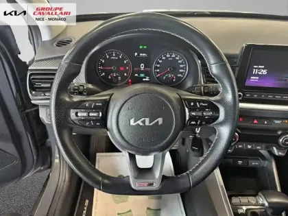 Photo 13 Kia Stonic  1.0 T-GDi 100 ch DCT7