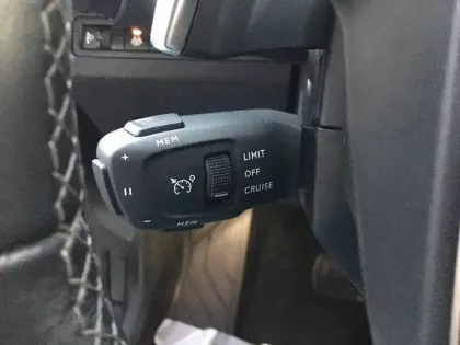 Photo 19 Peugeot 3008  PureTech 130ch S&S EAT8