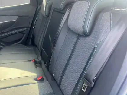 Photo 11 Peugeot 3008  Puretech 130ch S&S EAT8