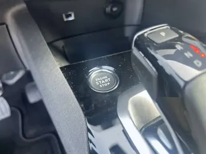 Photo 19 Peugeot 3008  Puretech 130ch S&S EAT8