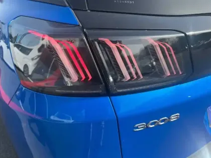 Photo 16 Peugeot 3008  Puretech 130ch S&S EAT8
