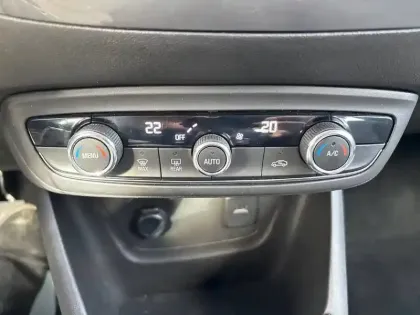 Photo 18 Opel Crossland Gén. I Ph1 Elegance 5