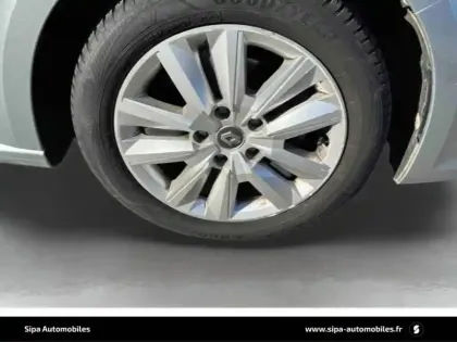 Photo 20 Renault Megane Mégane IV Berline Blue dCi 115