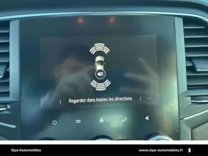 Photo 18 Renault Megane Mégane IV Berline Blue dCi 115