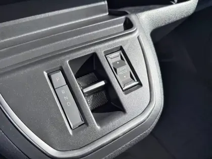 Photo 13 Citroën Jumpy  CA M DIESEL 180 CH AUTOMAT.