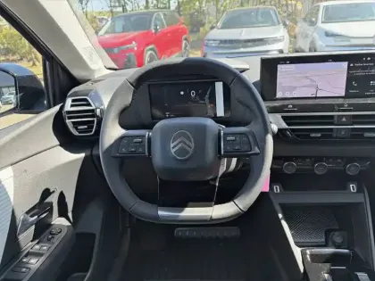 Photo 8 Citroën C4  Hybride 145 e-DCS6