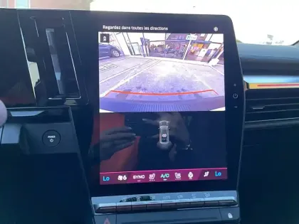 Photo 19 Renault Scenic  E-Tech electrique 220 ch grande autonomie