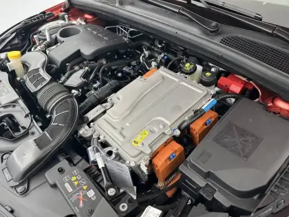 Photo 92 Renault Clio  E-Tech full hybrid 145 ch GSR2