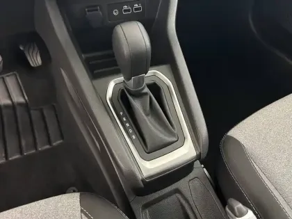 Photo 21 Renault Clio Gén. V (BJA) Ph2 Evolution 5