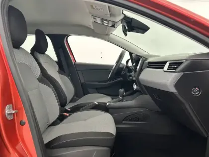 Photo 80 Renault Clio  E-Tech full hybrid 145 ch GSR2