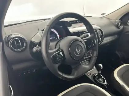 Photo 18 Renault Twingo Gén. III (C07) Ph2 Urban Night 5