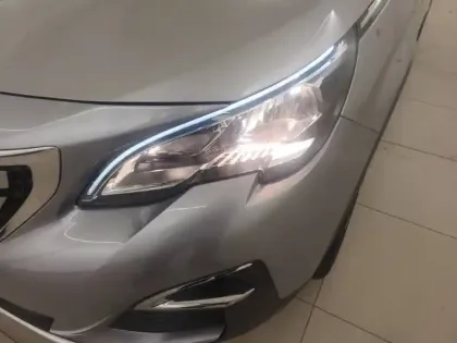 Photo 15 Peugeot 3008  1.2 Puretech 130ch S&S EAT6