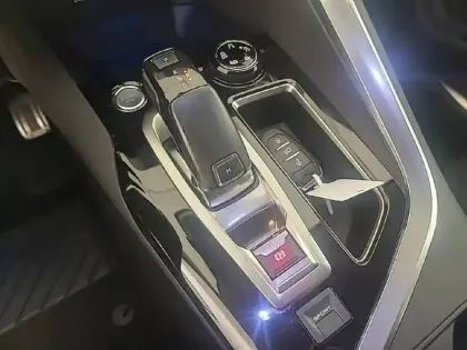 Photo 13 Peugeot 3008  1.2 Puretech 130ch S&S EAT6