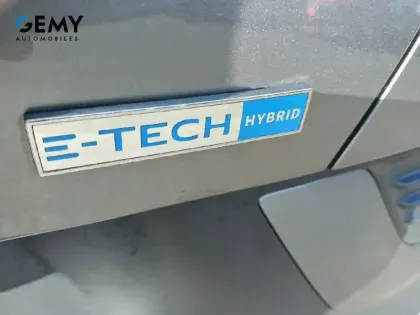 Photo 42 Renault Arkana  E-Tech 145 - 21B