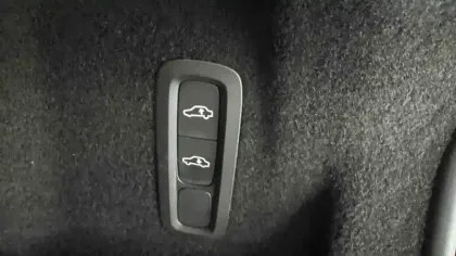 Photo 9 Volvo Xc60  T8 Recharge AWD 303 ch + 87 ch Geartronic 8