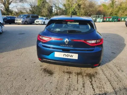 Photo 7 Renault Megane Mégane IV Berline dCi 90 Energy
