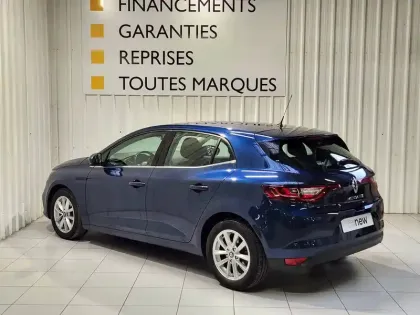 Photo 11 Renault Megane Mégane IV Berline dCi 90 Energy