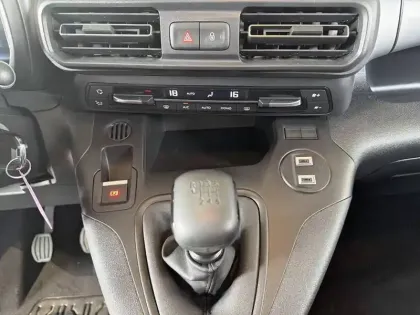 Photo 13 Citroën Berlingo  Diesel 100 ch M Manuelle
