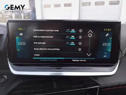 Photo 17 Peugeot 208  Electrique 50 kWh 136ch