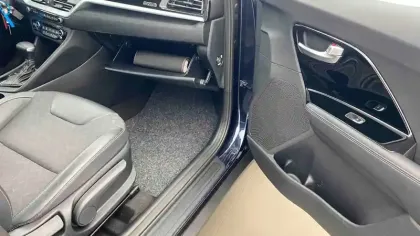 Photo 29 Kia Niro Gén. II Ph1 Active 5