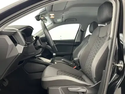 Photo 75 Audi A1  Sportback 30 TFSI 110 ch BVM6