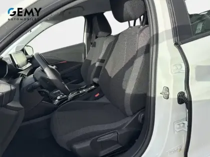 Photo 8 Peugeot 208  ELECTRIQUE 50 KWH 136