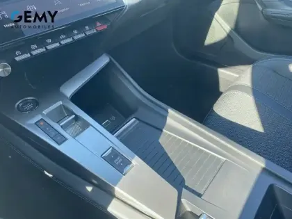 Photo 54 Peugeot 308  SW BlueHDi 130ch S&S EAT8