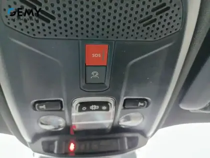 Photo 21 Peugeot 2008  100 S&S BVM6