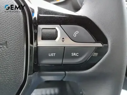 Photo 64 Peugeot 2008  100 S&S BVM6