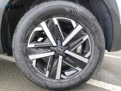 Photo 62 Peugeot 2008  100 S&S BVM6