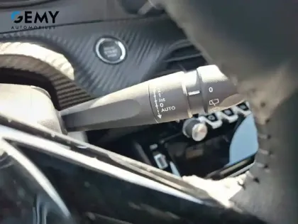 Photo 23 Peugeot 2008  Hybrid 145 e-DCS6